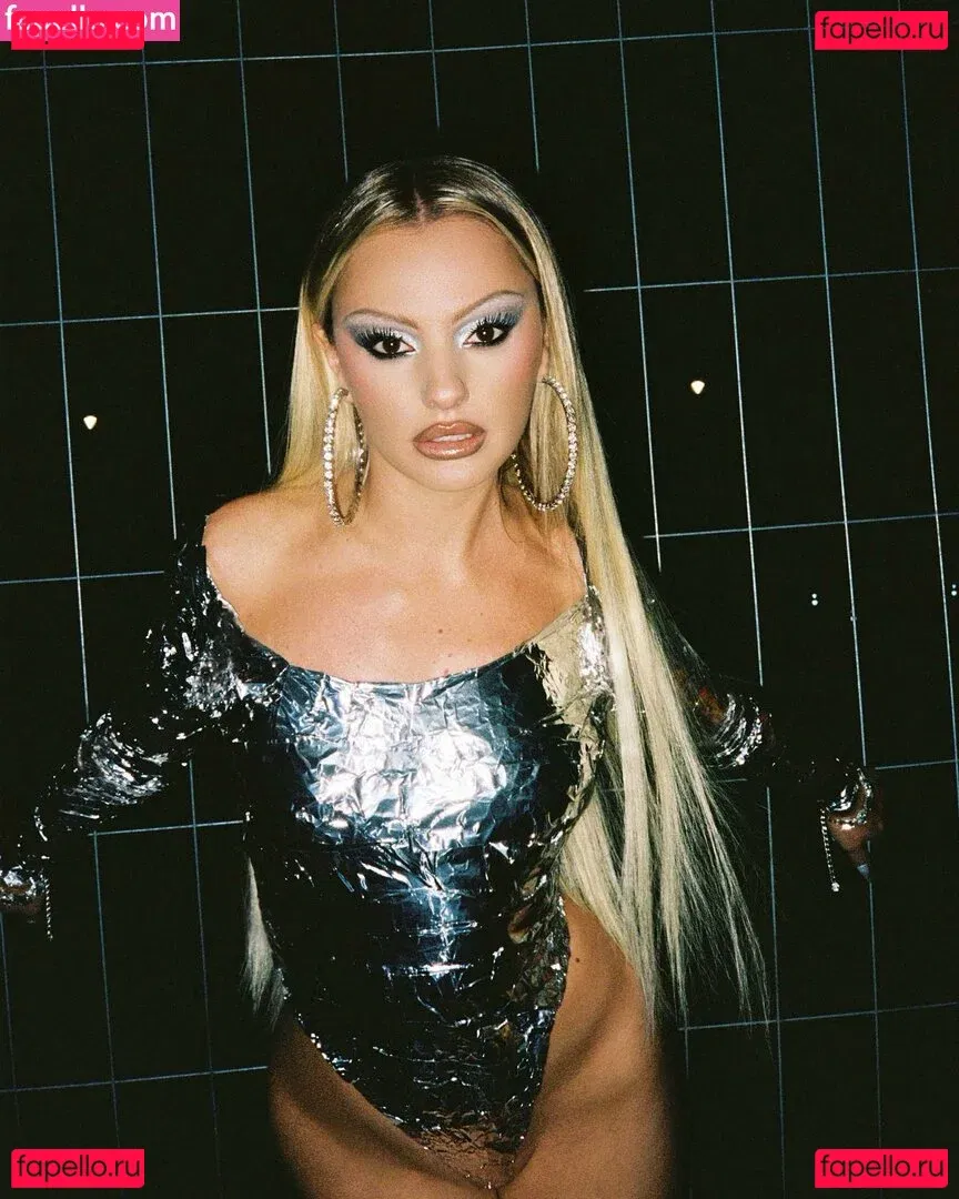 Alexandra Stan Onlyfans Photo Gallery 