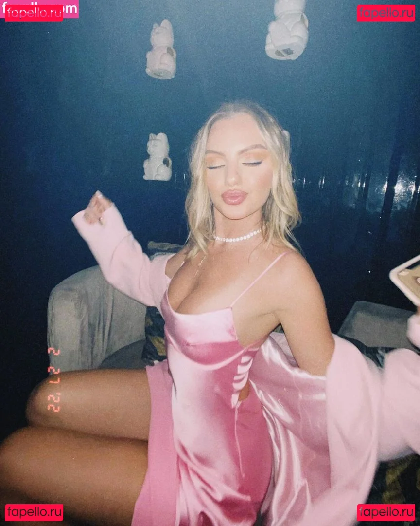 Alexandra Stan Onlyfans Photo Gallery 