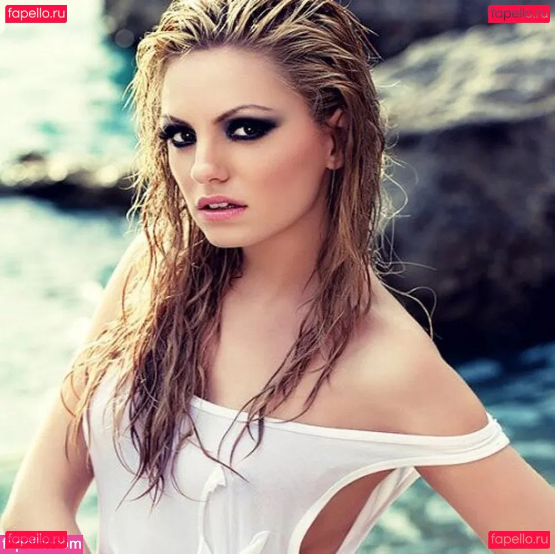 Alexandra Stan Onlyfans Photo Gallery 