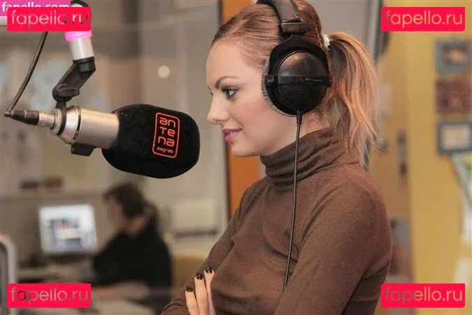 Alexandra Stan Onlyfans Photo Gallery 