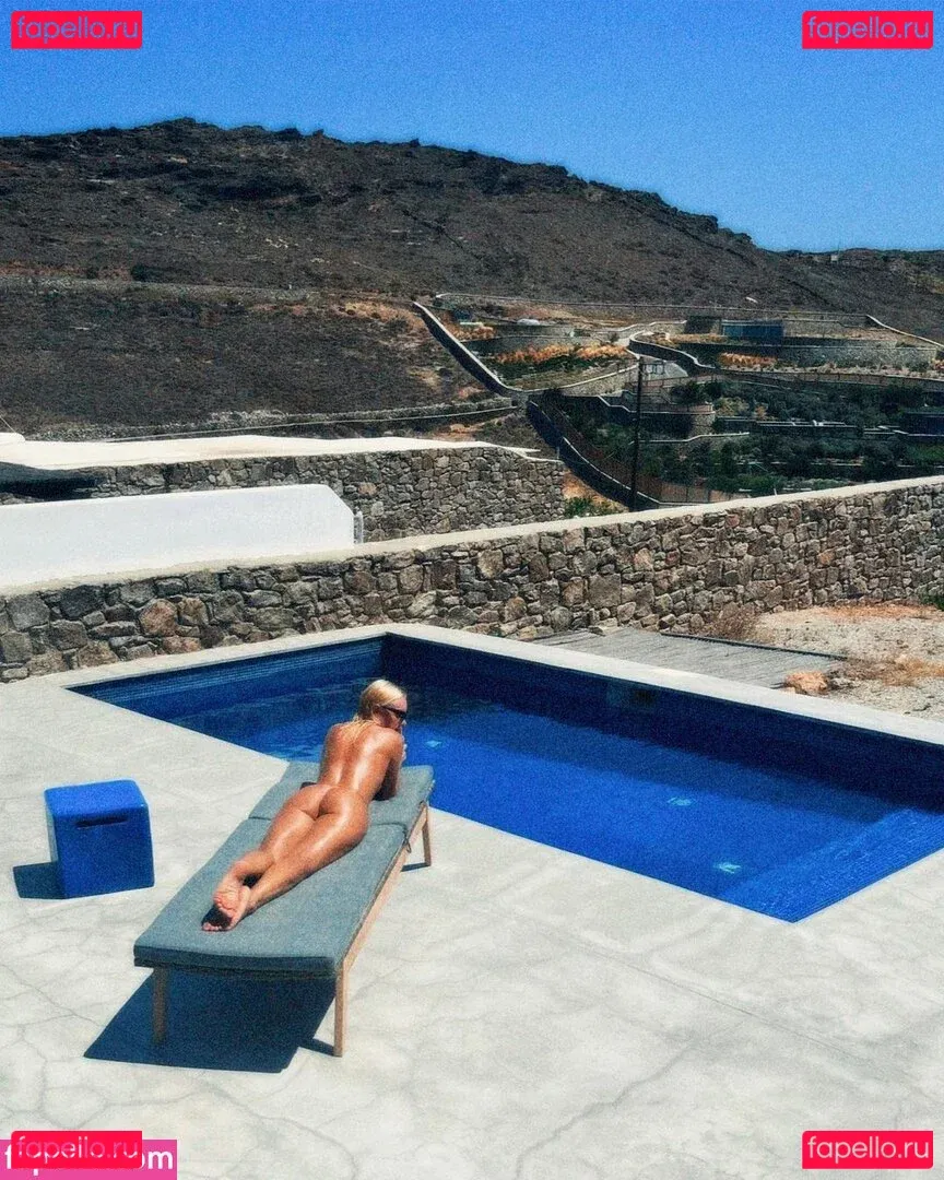 Alexandra Stan Onlyfans Photo Gallery 