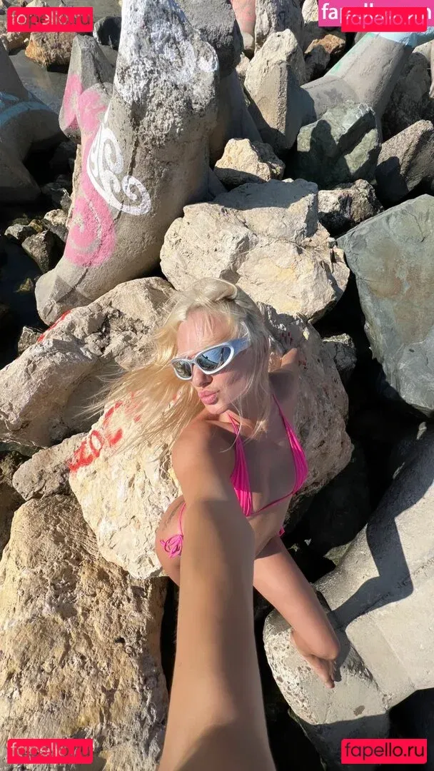 Alexandra Stan Onlyfans Photo Gallery 