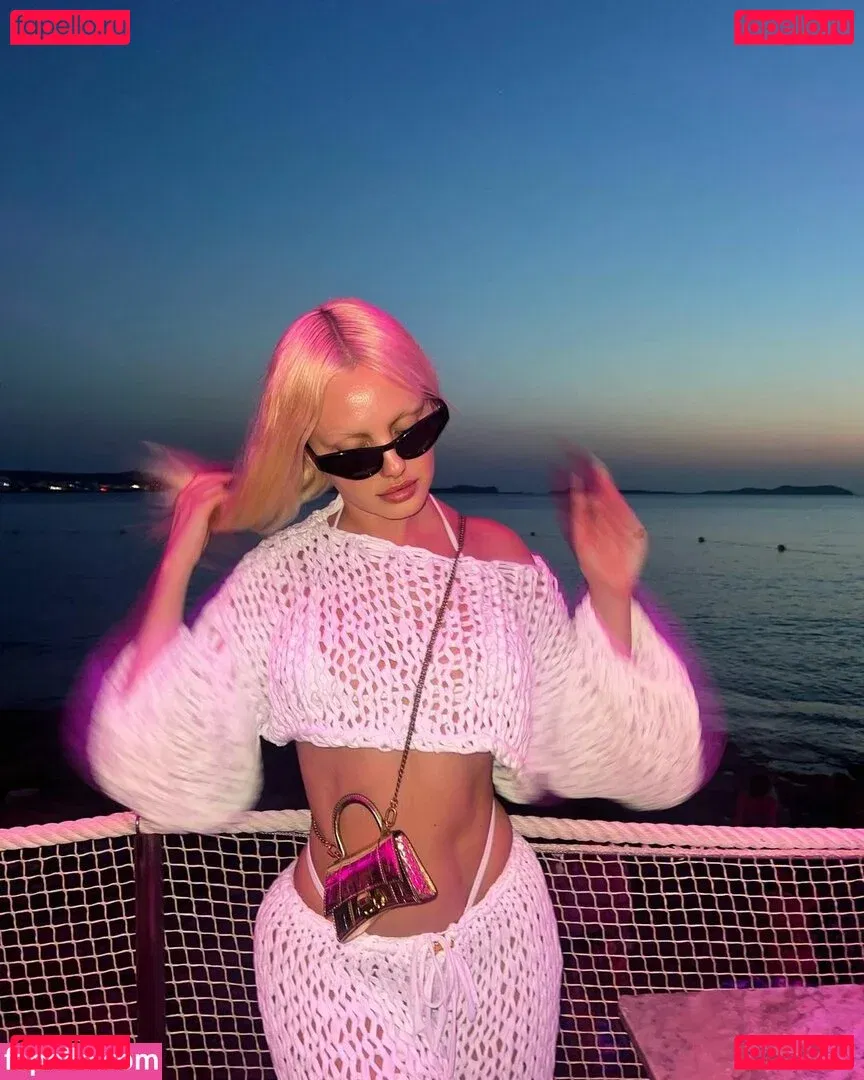 Alexandra Stan Onlyfans Photo Gallery 