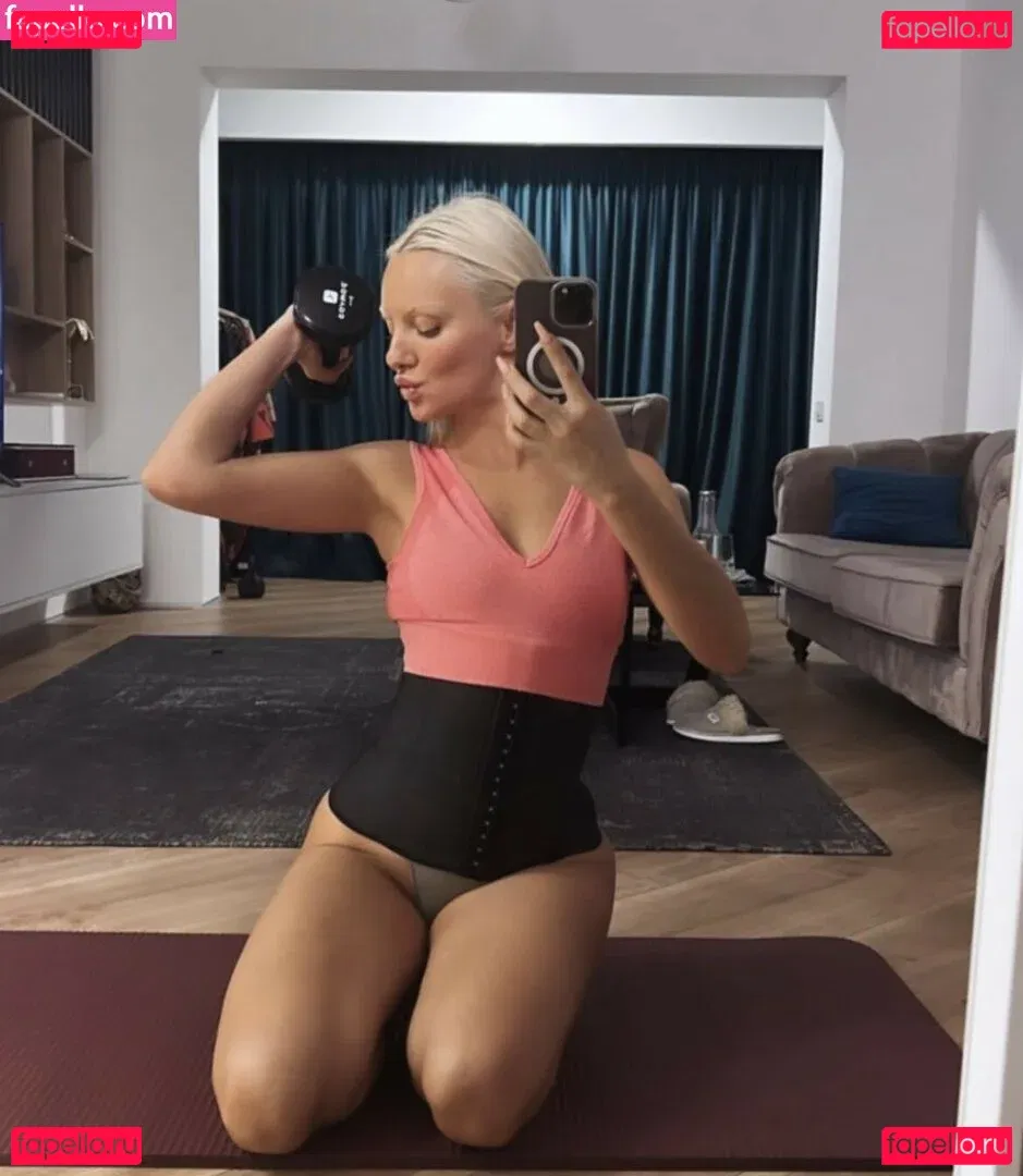 Alexandra Stan Onlyfans Photo Gallery 