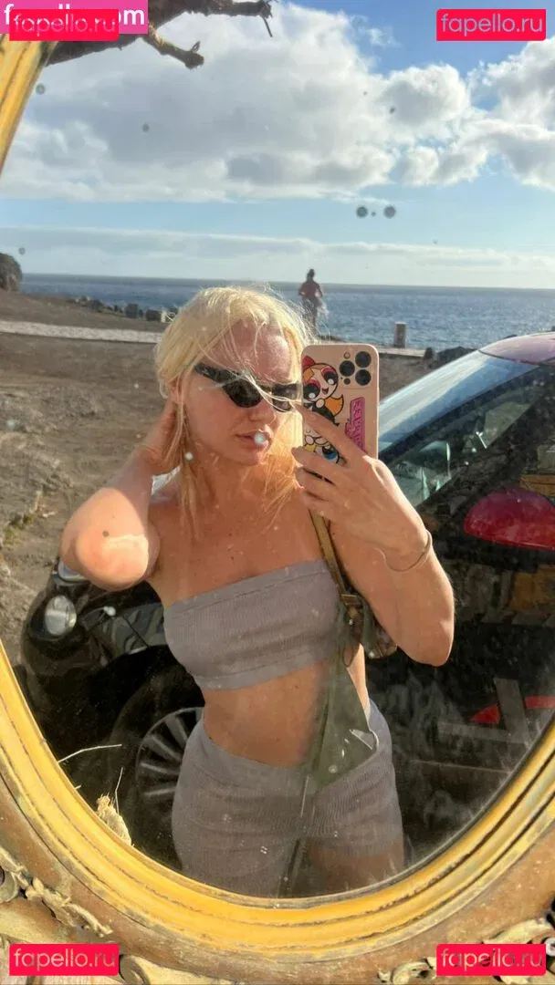 Alexandra Stan Onlyfans Photo Gallery 