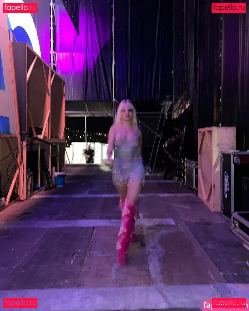 Alexandra Stan Onlyfans Photo Gallery 