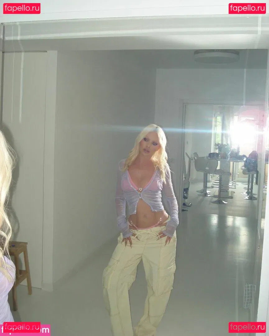 Alexandra Stan Onlyfans Photo Gallery 