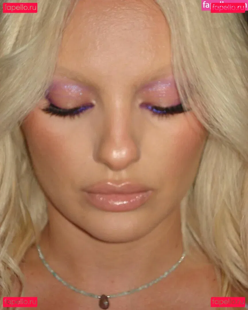 Alexandra Stan Onlyfans Photo Gallery 