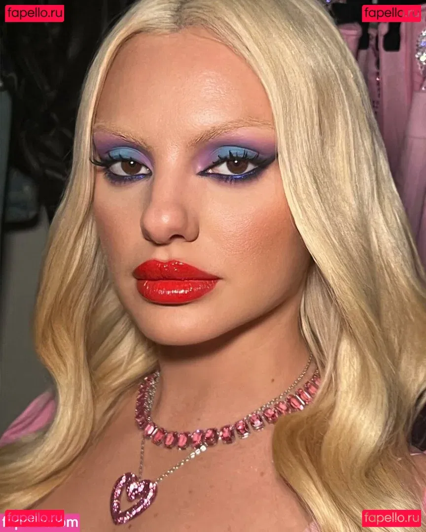 Alexandra Stan Onlyfans Photo Gallery 