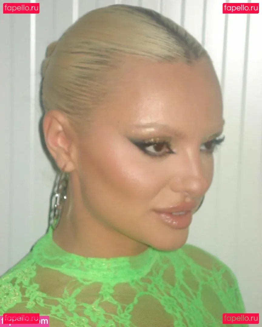 Alexandra Stan Onlyfans Photo Gallery 