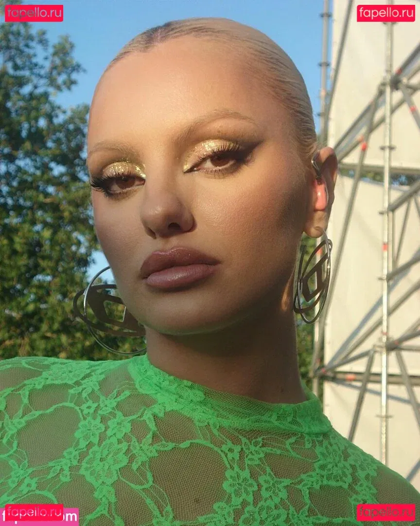 Alexandra Stan Onlyfans Photo Gallery 