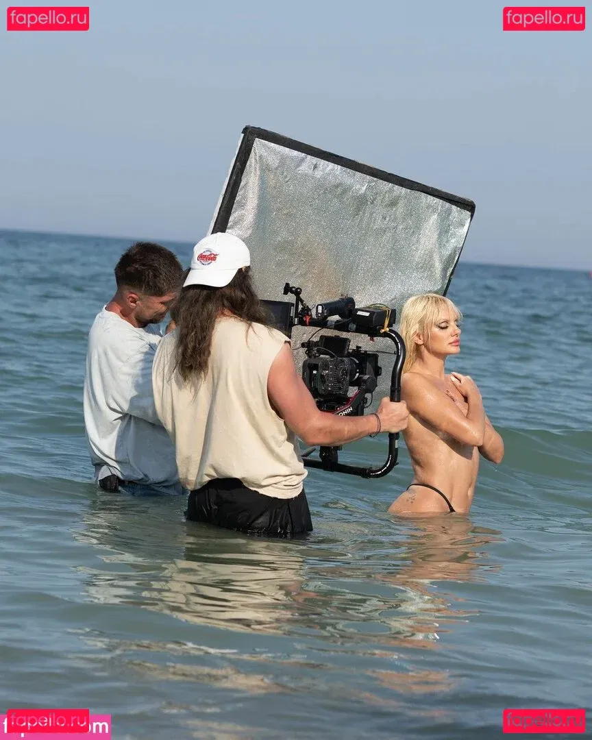 Alexandra Stan Onlyfans Photo Gallery 