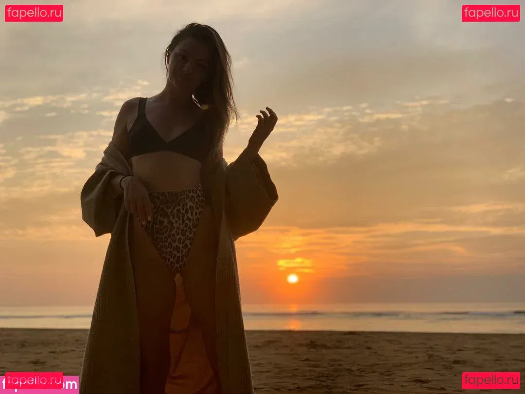 Alexandra Stan Onlyfans Photo Gallery 