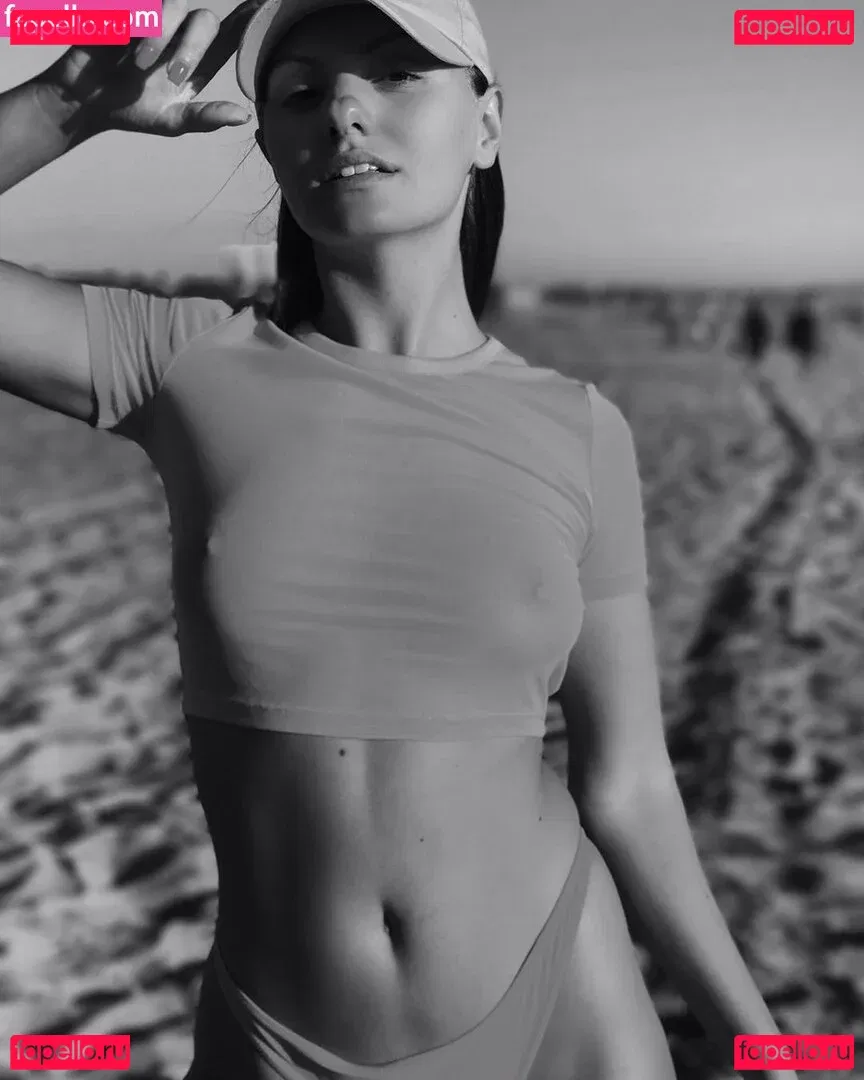 Alexandra Stan Onlyfans Photo Gallery 