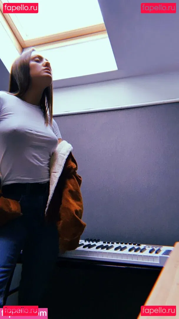 Alexandra Stan Onlyfans Photo Gallery 