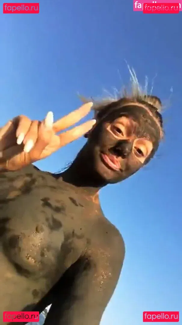 Alexandra Stan Onlyfans Photo Gallery 