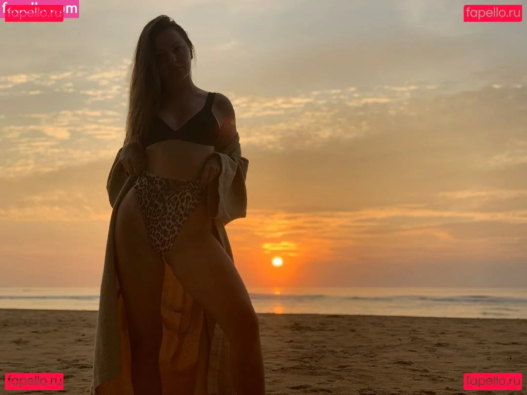 Alexandra Stan Onlyfans Photo Gallery 