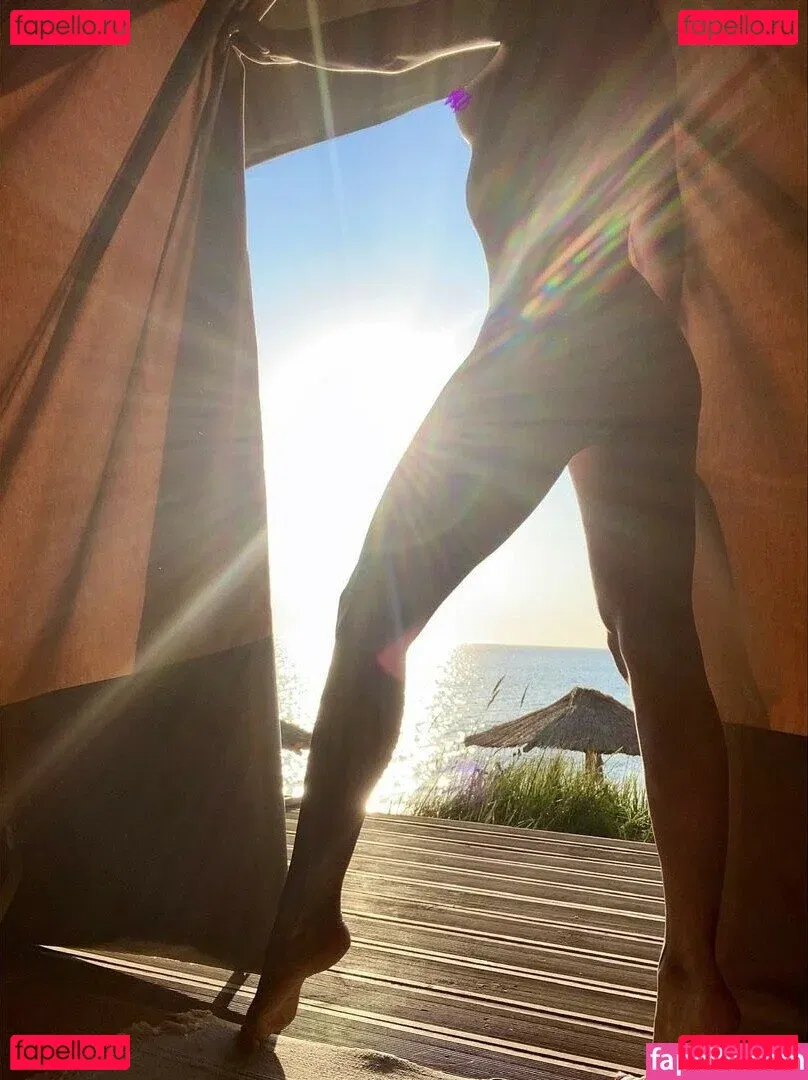 Alexandra Stan Onlyfans Photo Gallery 