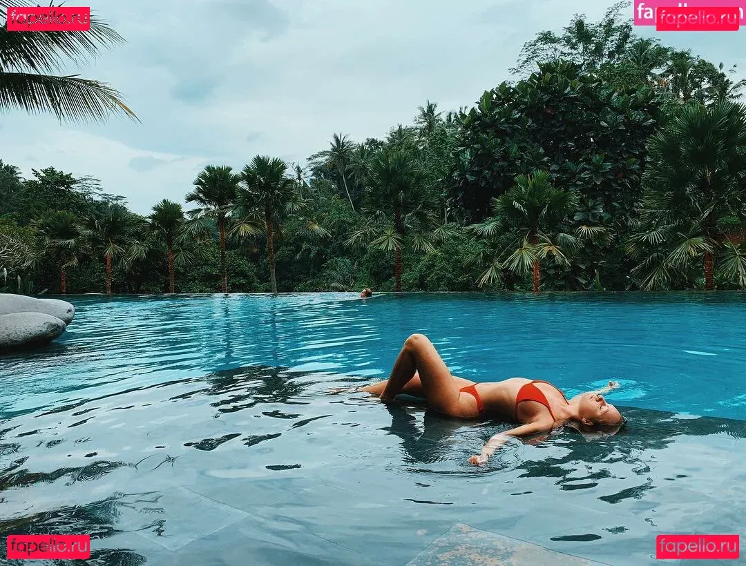 Alexandra Stan Onlyfans Photo Gallery 