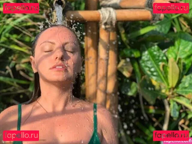 Alexandra Stan Onlyfans Photo Gallery 
