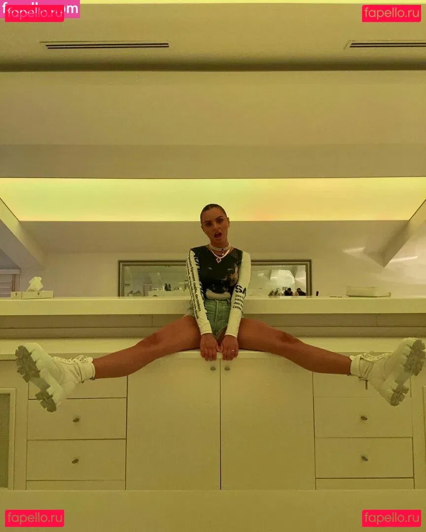 Alexandra Stan Onlyfans Photo Gallery 