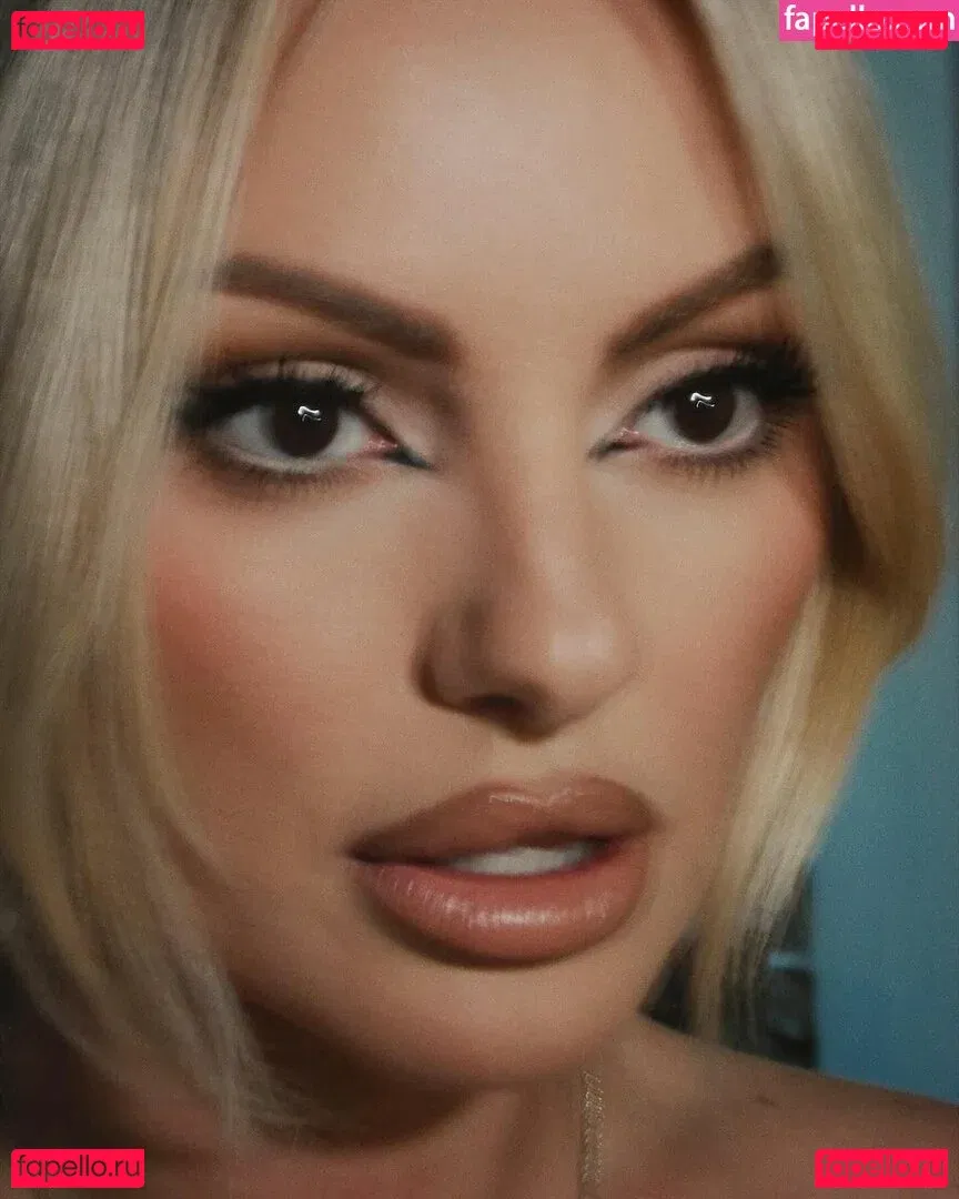 Alexandra Stan Onlyfans Photo Gallery 