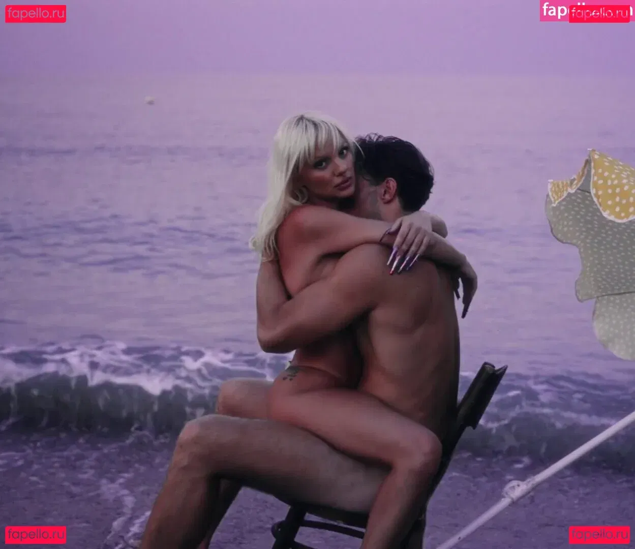 Alexandra Stan Onlyfans Photo Gallery 