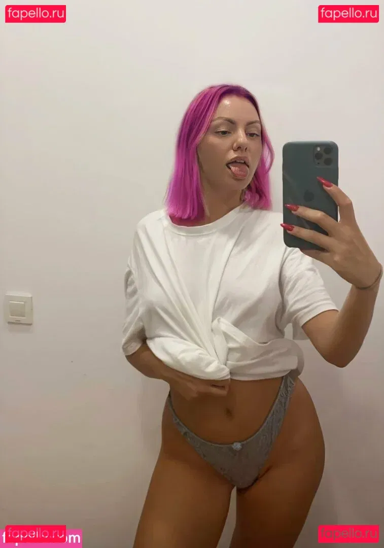 Alexandra Stan Onlyfans Photo Gallery 