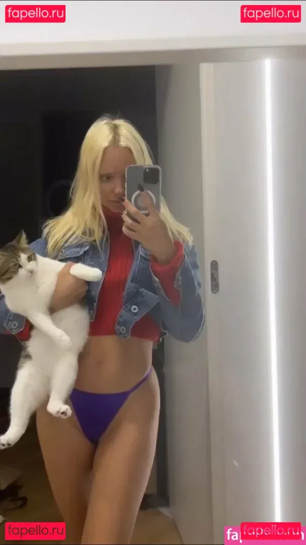 Alexandra Stan Onlyfans Photo Gallery 