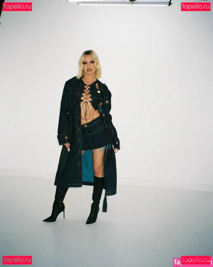 Alexandra Stan Onlyfans Photo Gallery 