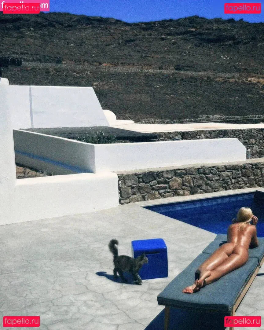 Alexandra Stan Onlyfans Photo Gallery 