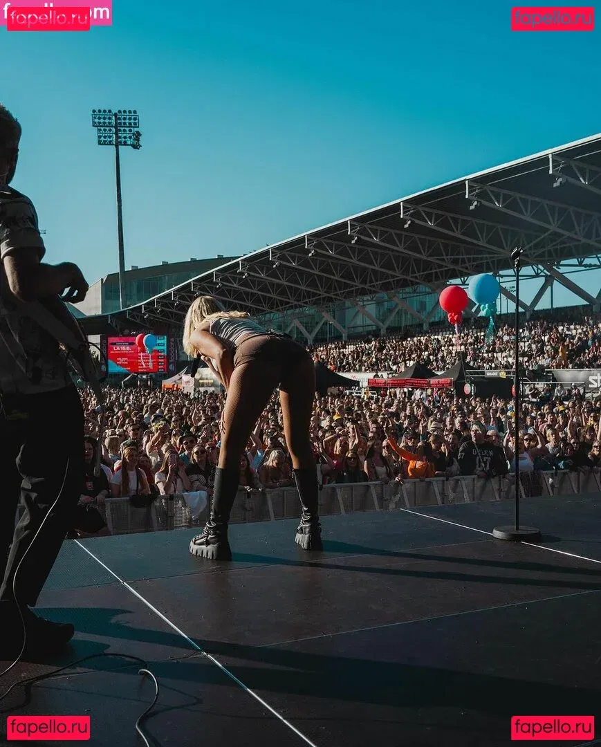 Alexandra Stan Onlyfans Photo Gallery 