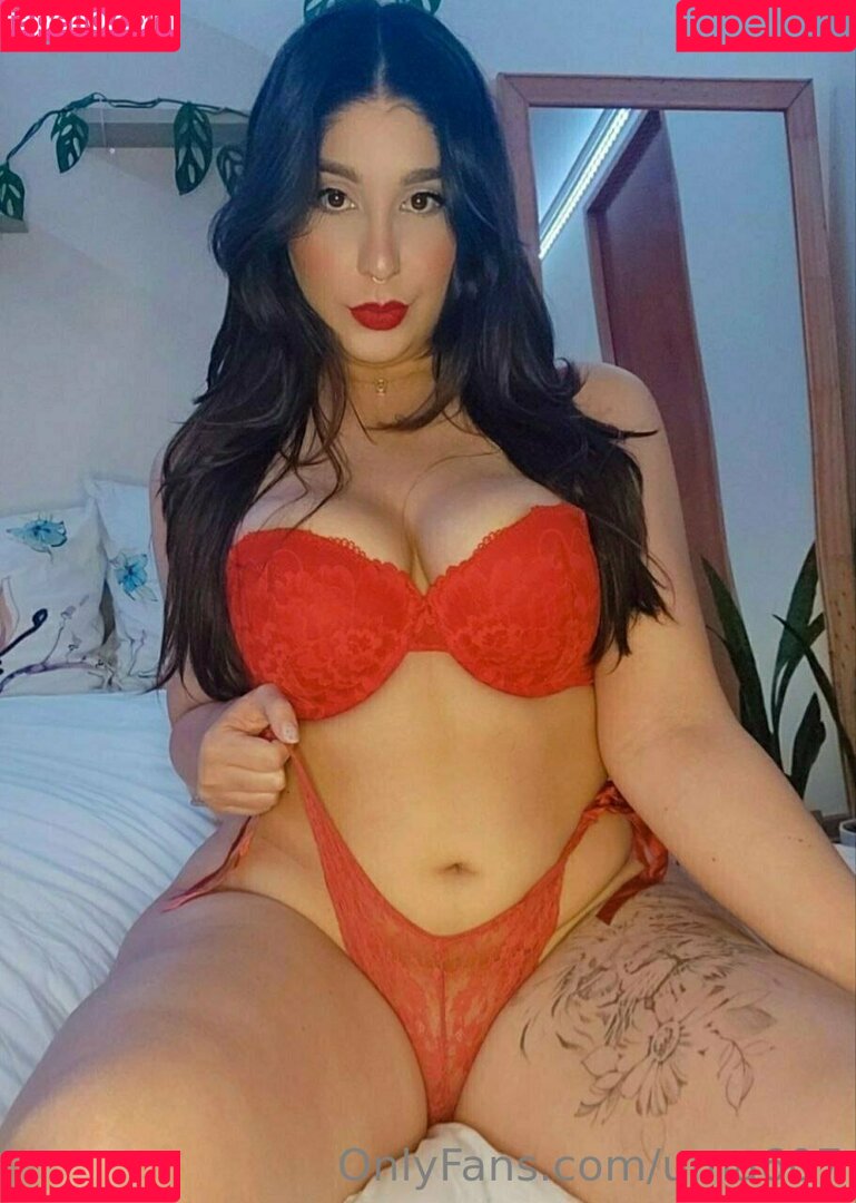 uma607 Onlyfans Photo Gallery 
