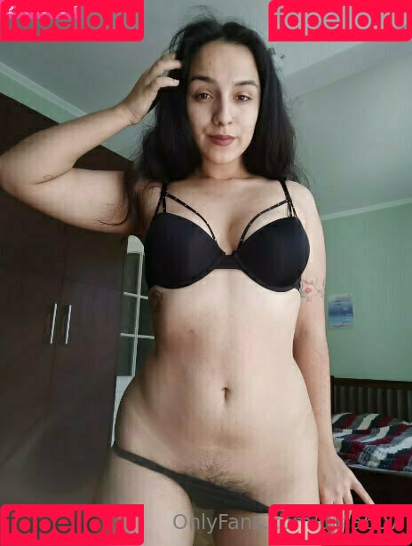 uma607 Onlyfans Photo Gallery 