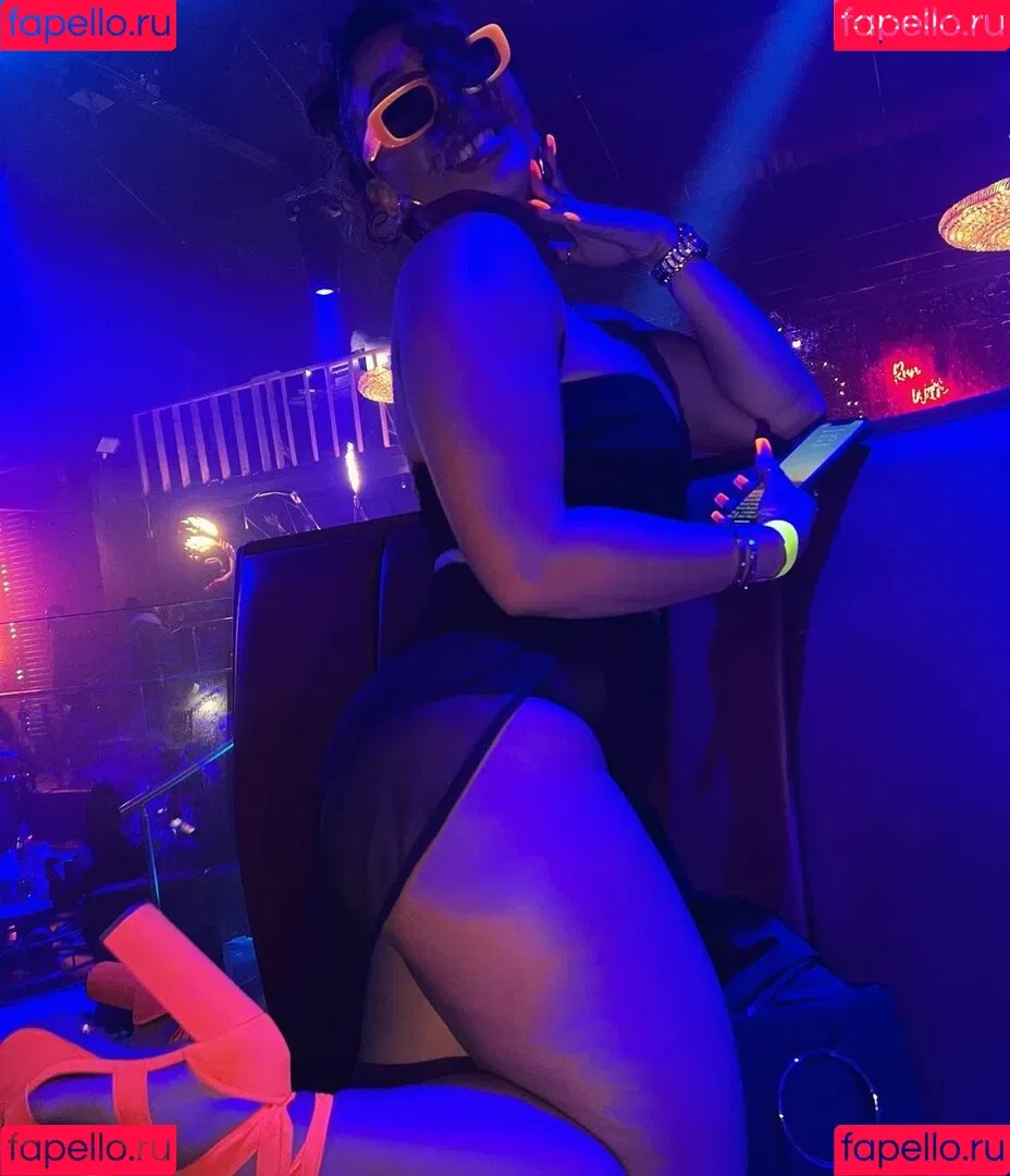 Kimberly Nguyen Onlyfans Photo Gallery 