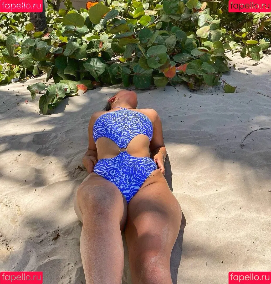 Kimberly Nguyen Onlyfans Photo Gallery 