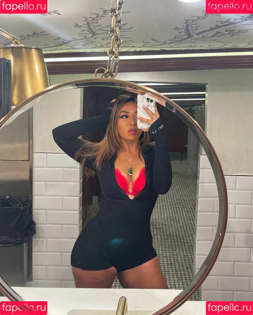 Kimberly Nguyen Onlyfans Photo Gallery 
