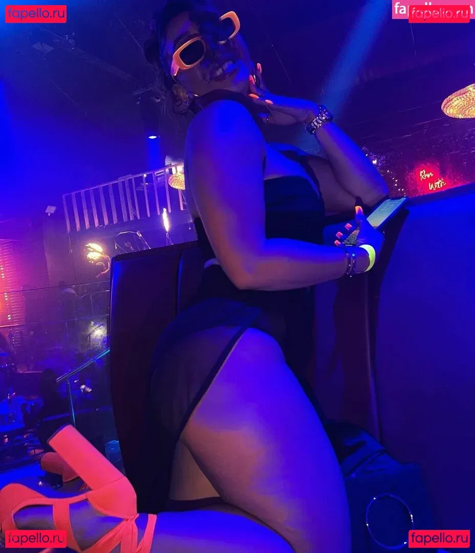 Kimberly Nguyen Onlyfans Photo Gallery 