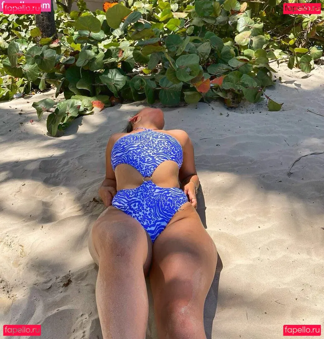 Kimberly Nguyen Onlyfans Photo Gallery 