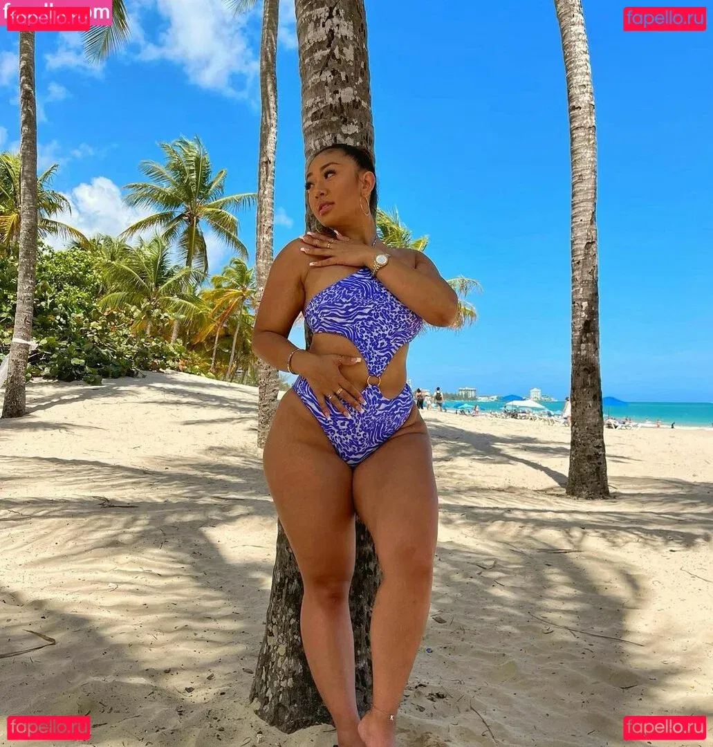 Kimberly Nguyen Onlyfans Photo Gallery 