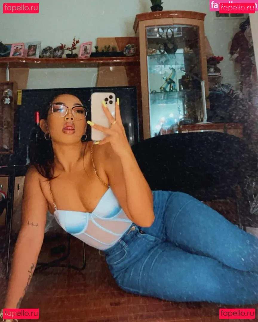 Kimberly Nguyen Onlyfans Photo Gallery 