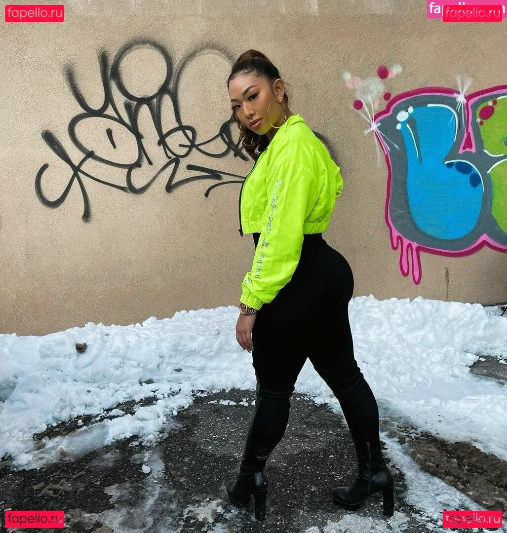 Kimberly Nguyen Onlyfans Photo Gallery 