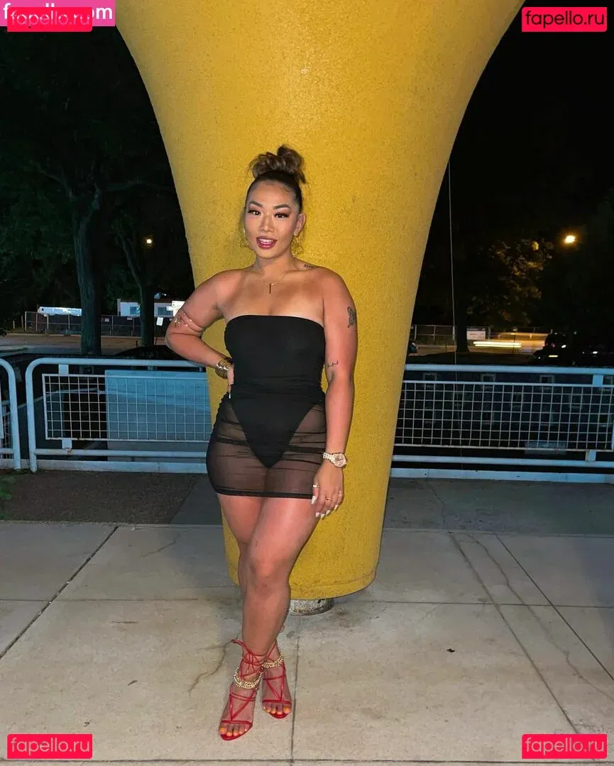 Kimberly Nguyen Onlyfans Photo Gallery 