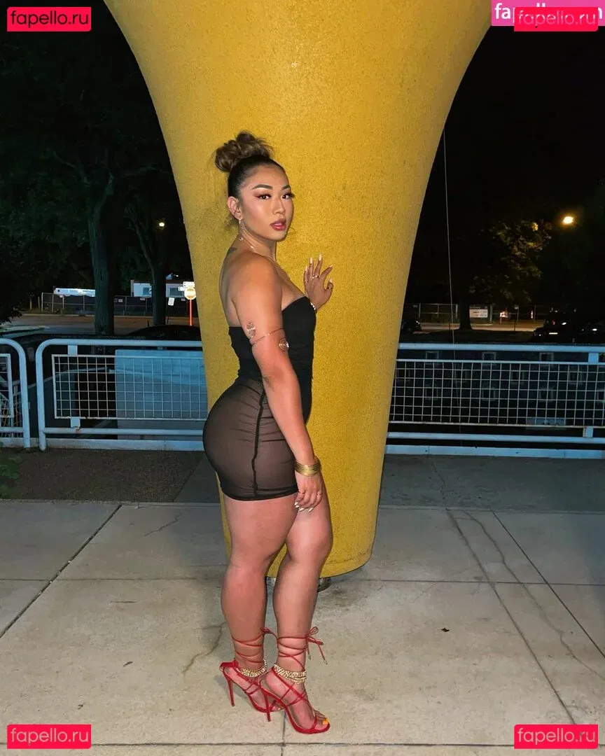 Kimberly Nguyen Onlyfans Photo Gallery 