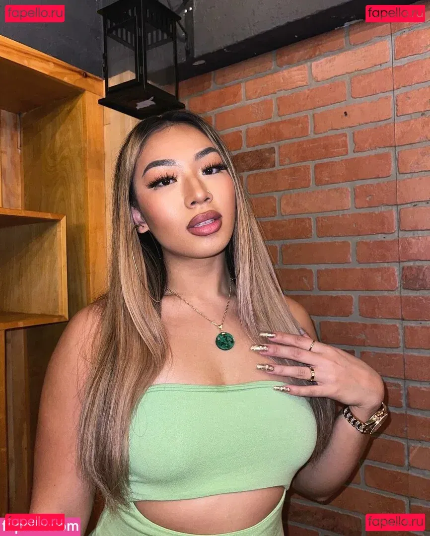 Kimberly Nguyen Onlyfans Photo Gallery 