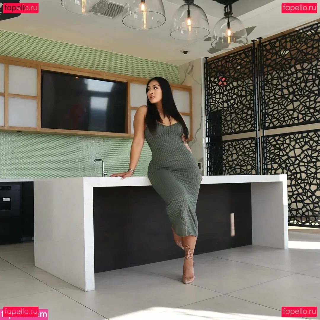 Kimberly Nguyen Onlyfans Photo Gallery 