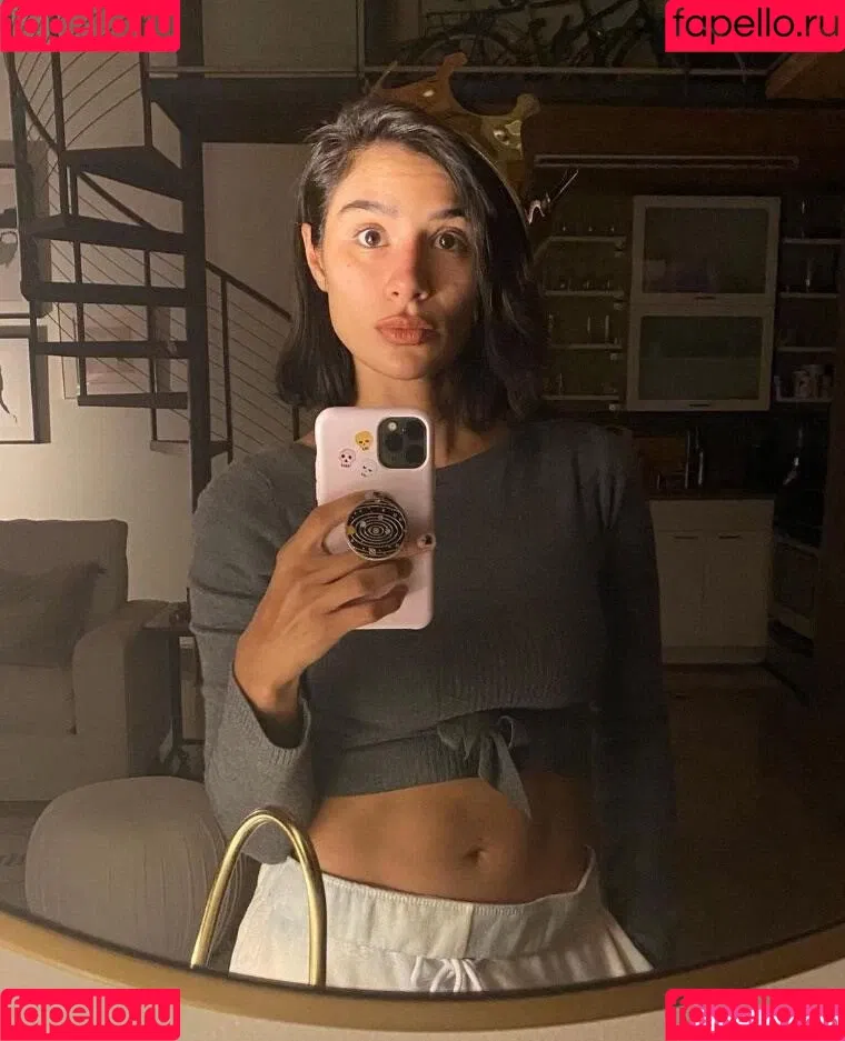 Diane Guerrero Onlyfans Photo Gallery 