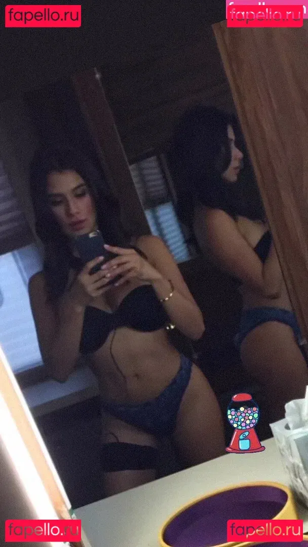 Diane Guerrero Onlyfans Photo Gallery 