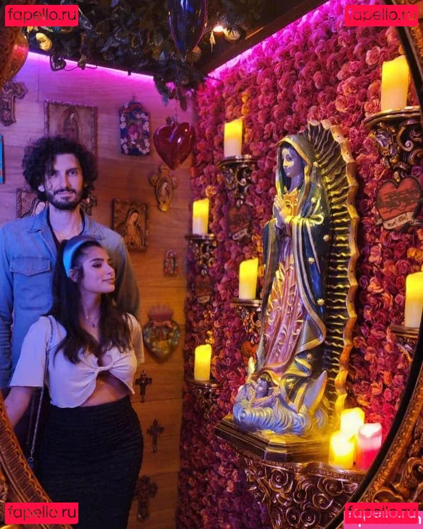 Diane Guerrero Onlyfans Photo Gallery 