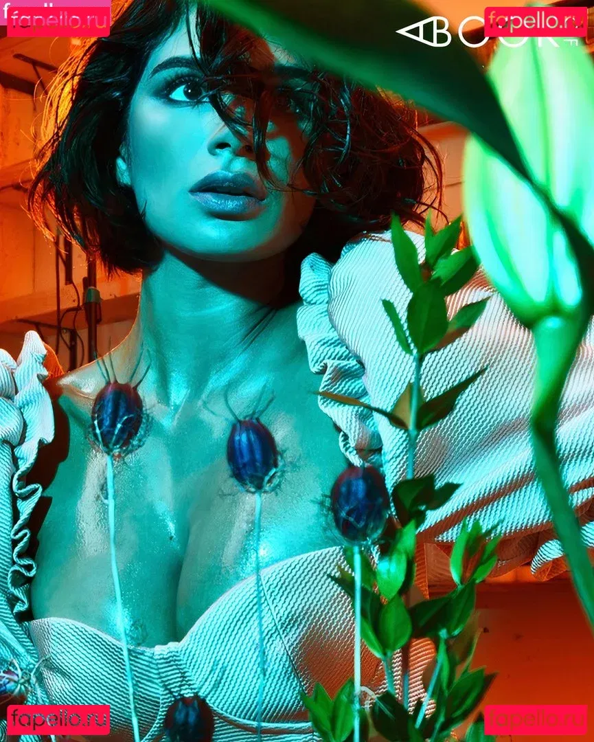 Diane Guerrero Onlyfans Photo Gallery 